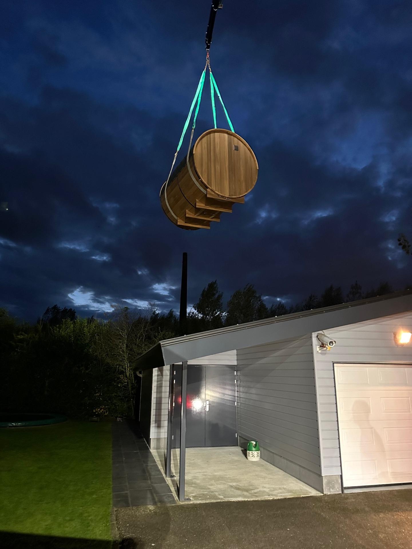Barrelsauna in een lus van de kraan