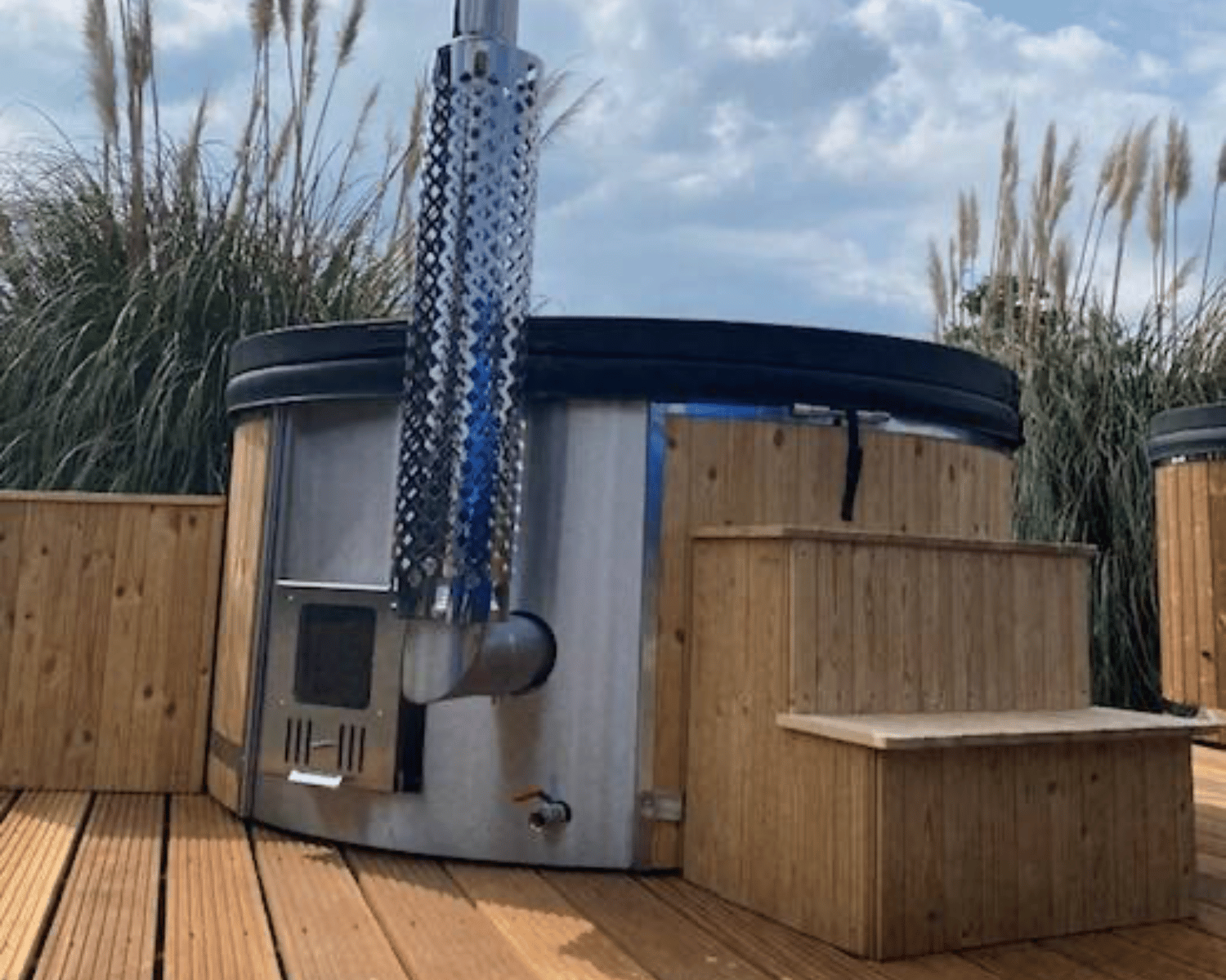 Nazomer in de hottub: verleng de zomeravonden in uw eigen tuin