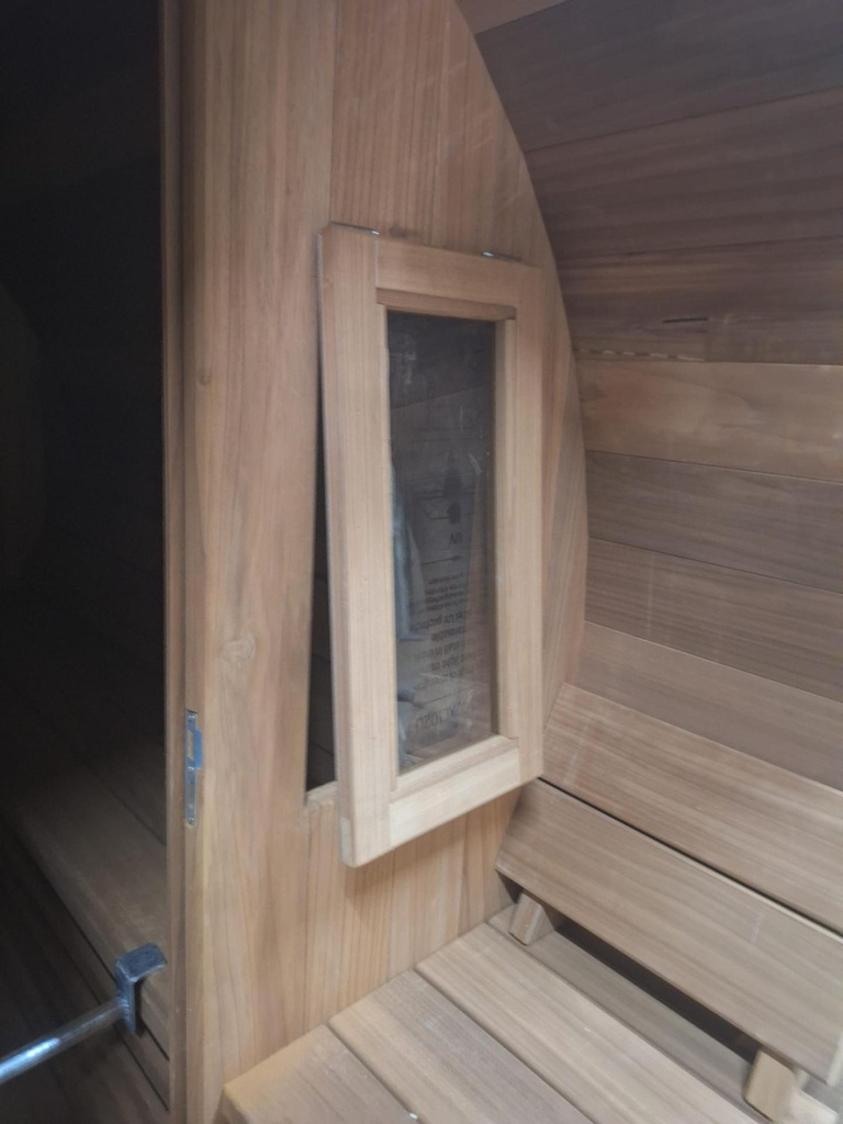 [BST-OC-486] Uitzet raam barrelsauna